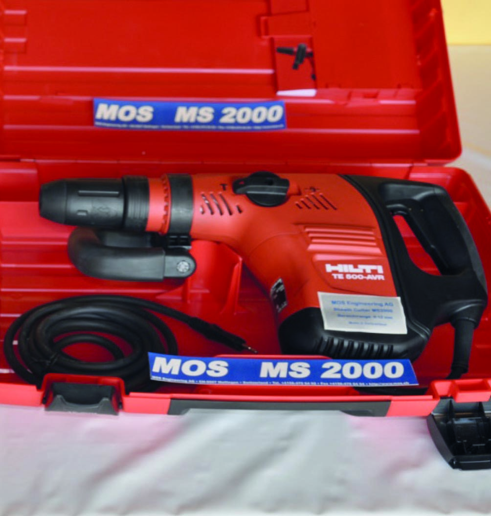 MS2000电动冲撃机附特制刀具和波管金属护套扳开器